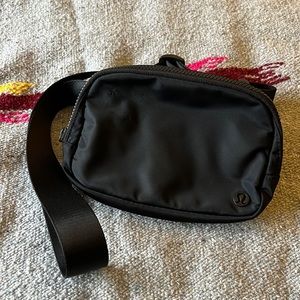 Lululemon Fanny pack